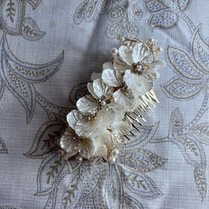 Borrowed & Blue NEW Bridal Formal Hair Comb Clip Decoration Ivory Gold Flowers